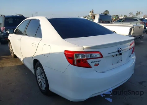 2012 Toyota Camry Hybrid Le z USA, uszkodzony, nr VIN 4T1BD1FK8CU024969